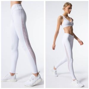 New Alo Yoga “Luminous” Leggings